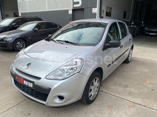 RENAULT Clio III Collection 1.2 16v 75