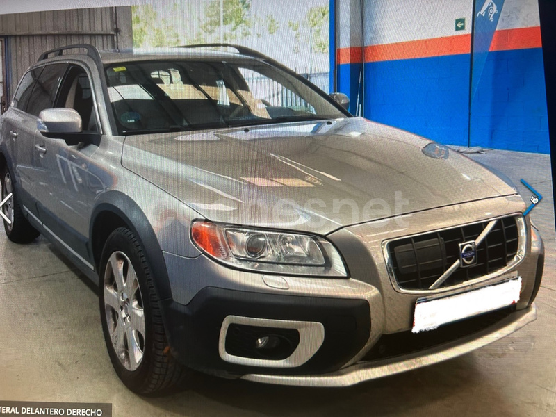 VOLVO XC70 3.2 Summum