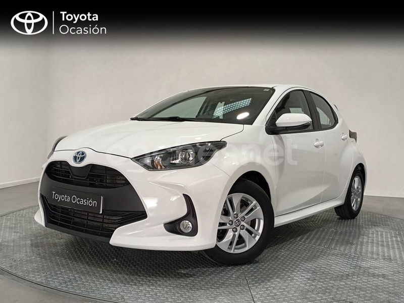 TOYOTA Yaris 1.5 120H Business Plus
