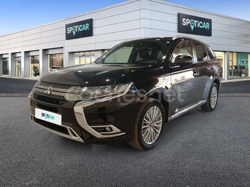 MITSUBISHI Outlander 2.4 PHEV Kaiteki Auto 4WD