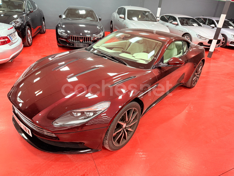 ASTON MARTIN DB11 5.2 V12 AMR