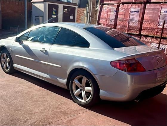 PEUGEOT 407 2.2 Pack Coupe