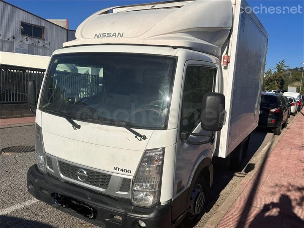 Nissan NT400 Cabstar de 2016