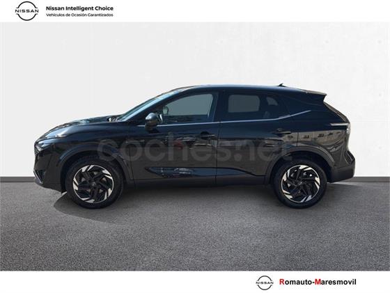 フォード NISSAN QASHQAI de color amarillo de segunda mano y ocasión