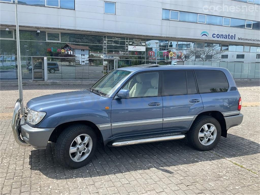 Toyota Land Cruiser 100
