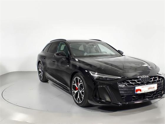 AUDI A6 TDI quattro S tronic Black Line