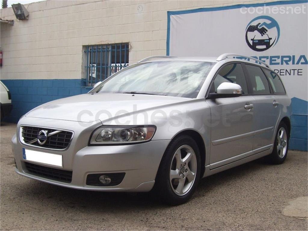 Volvo V50