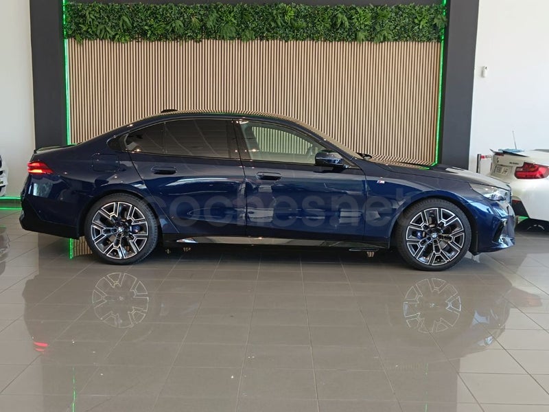 BMW Serie 5 520d xDrive - Coche de segunda mano en Fuenlabrada - Imagen 4