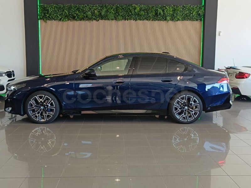 BMW Serie 5 520d xDrive - Coche de segunda mano en Fuenlabrada - Imagen 5