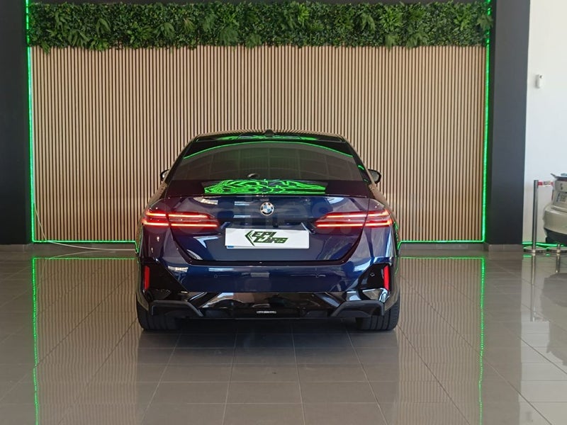 BMW Serie 5 520d xDrive - Coche de segunda mano en Fuenlabrada - Imagen 13