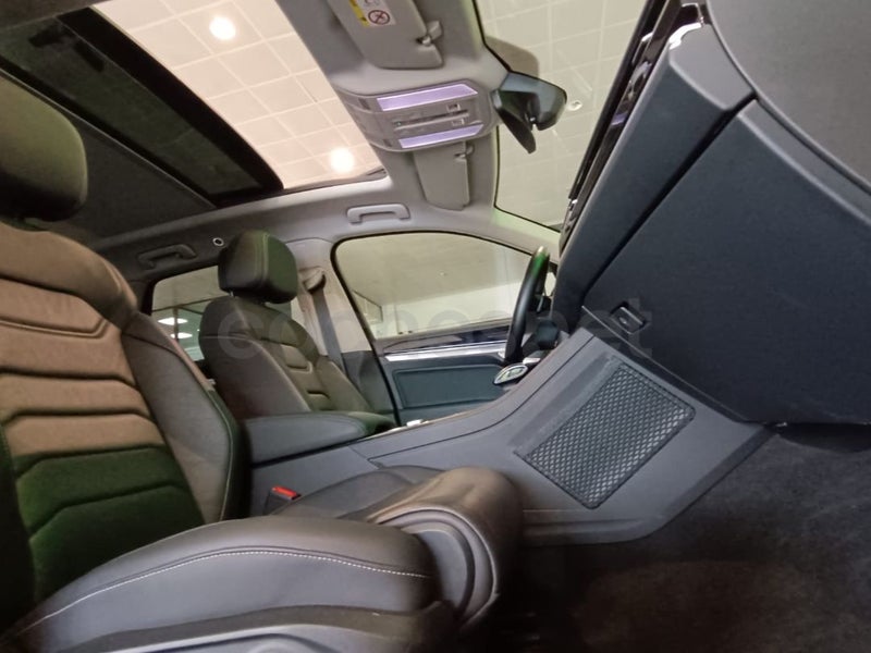 VOLKSWAGEN Touareg eHybrid Eleg 3.0 V6 TSI Tip 4M - Coche de segunda mano en Fuenlabrada - Imagen 10
