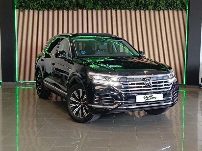 VOLKSWAGEN Touareg eHybrid Eleg 3.0 V6 TSI Tip 4M - Coche de segunda mano en Fuenlabrada - Imagen 3