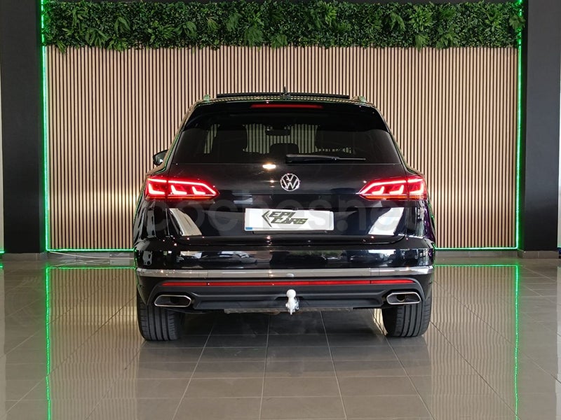 VOLKSWAGEN Touareg eHybrid Eleg 3.0 V6 TSI Tip 4M - Coche de segunda mano en Fuenlabrada - Imagen 12