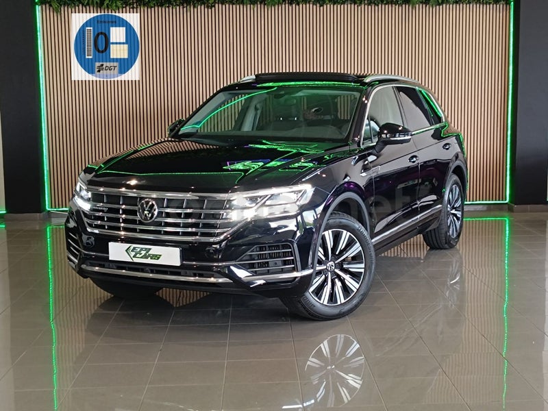 VOLKSWAGEN Touareg eHybrid Eleg 3.0 V6 TSI Tip 4M - Coche de segunda mano en Fuenlabrada - Imagen 1