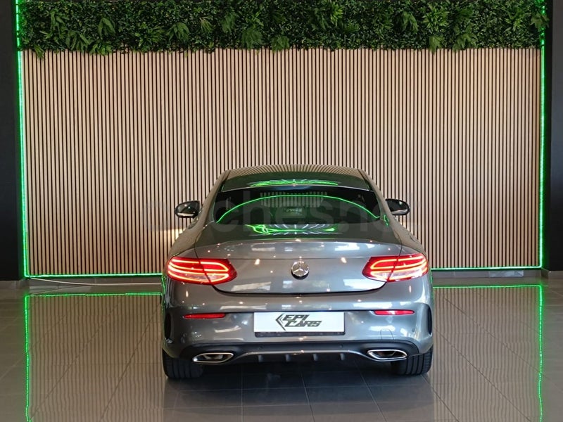 MERCEDES-BENZ Clase C C 180 Coupe - Coche de segunda mano en Fuenlabrada - Imagen 10