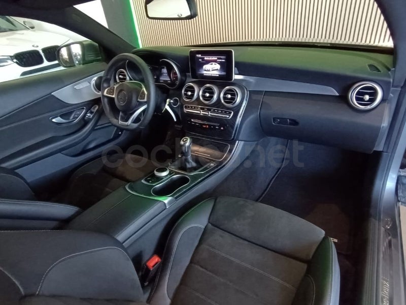 MERCEDES-BENZ Clase C C 180 Coupe - Coche de segunda mano en Fuenlabrada - Imagen 8