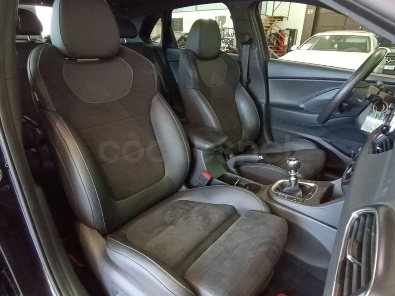 HYUNDAI i30 2.0 TGDI N Performance - Coche de segunda mano en Fuenlabrada - Imagen 9