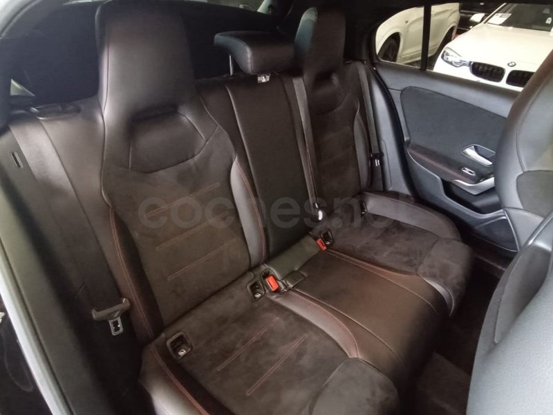 MERCEDES-BENZ Clase A A 250 4MATIC - Coche de segunda mano en Fuenlabrada - Imagen 11