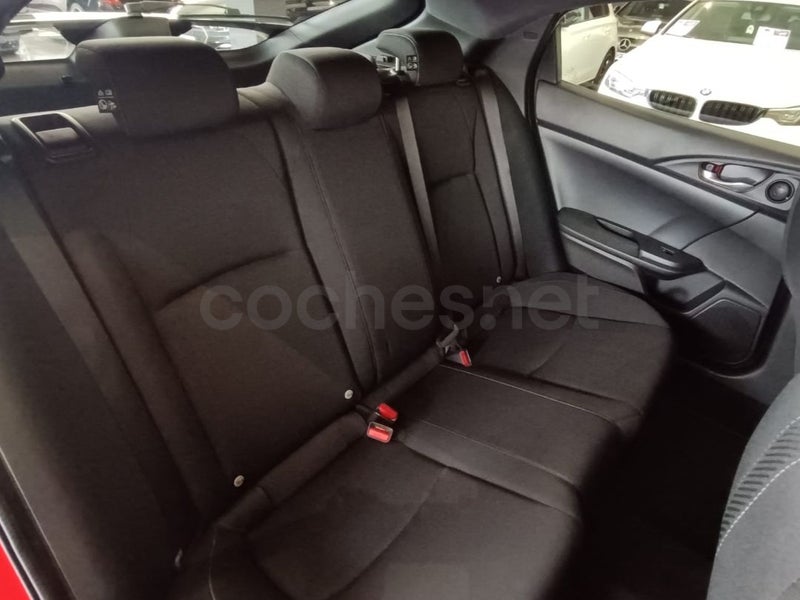 HONDA Civic 1.0 IVTEC TURBO COMFORT - Coche de segunda mano en Fuenlabrada - Imagen 9