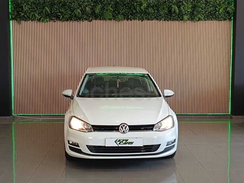 VOLKSWAGEN Golf Advance 1.6 TDI - Coche de segunda mano en Fuenlabrada - Imagen 2