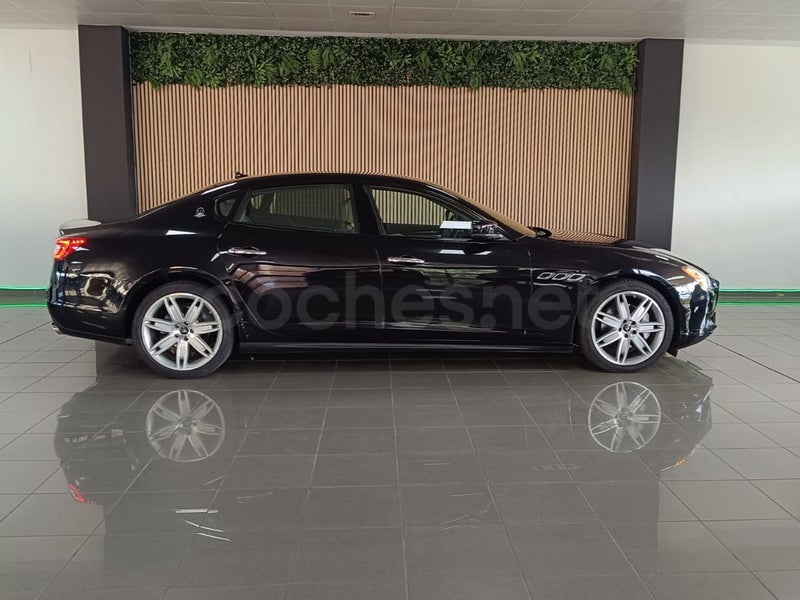 MASERATI Quattroporte 3.0 V6 Diesel - Coche de segunda mano en Fuenlabrada - Imagen 4