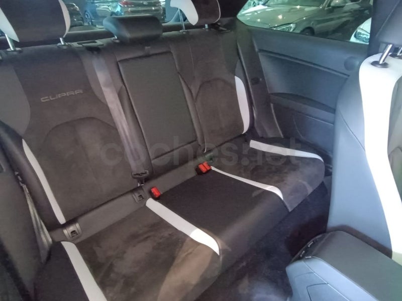 SEAT León SC 2.0 TSI StSp CUPRA - Coche de segunda mano en Fuenlabrada - Imagen 10