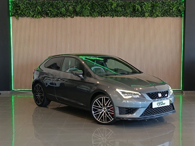 SEAT León SC 2.0 TSI StSp CUPRA - Coche de segunda mano en Fuenlabrada - Imagen 3