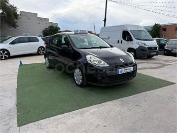 RENAULT Clio Authentique 1.2 16v eco2