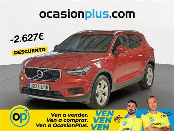 VOLVO XC40 2.0 D3 Momentum Auto
