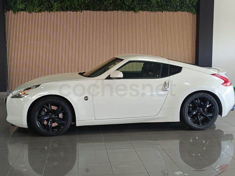 NISSAN 370Z 3.7 V6 PACK - Coche de segunda mano en Fuenlabrada - Imagen 5