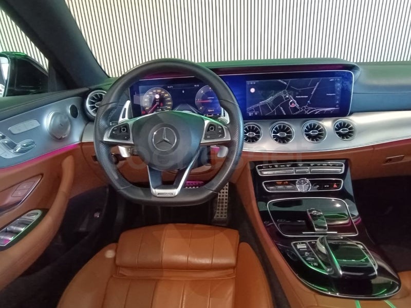 MERCEDES-BENZ Clase E Coupe E 220 d - Coche de segunda mano en Fuenlabrada - Imagen 6