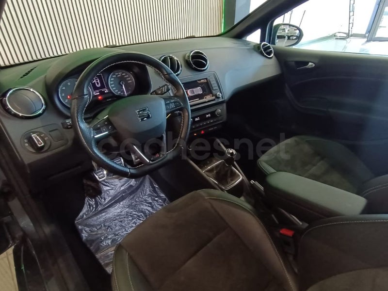 SEAT Ibiza SC 1.8 TSI Cupra - Coche de segunda mano en Fuenlabrada - Imagen 6