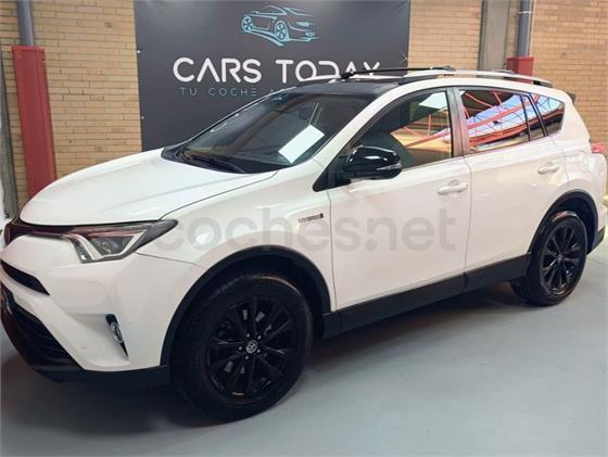 TOYOTA Rav4 2.5l hybrid 4WD Executive