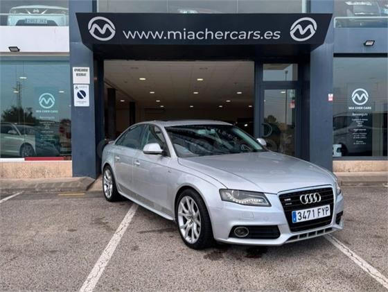 AUDI A4 3.2 FSI quattro