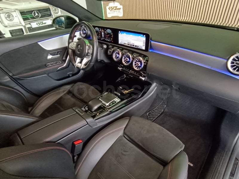 MERCEDES-BENZ Clase A Sedan MercedesAMG A 35 4MATIC - Coche de segunda mano en Fuenlabrada - Imagen 8