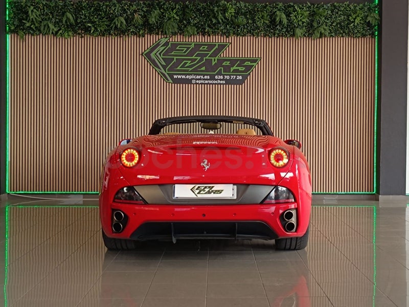 FERRARI California 4.3 V8 4 plazas - Coche de segunda mano en Fuenlabrada - Imagen 14