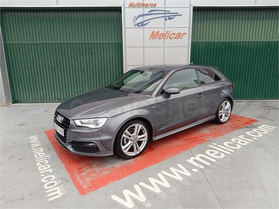 AUDI A3 2.0 TDI S tronic Attraction AUDI A3 2.0 TDI S tronic Attraction