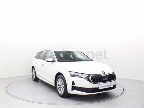 SKODA Octavia Combi 2.0 TDI Selection