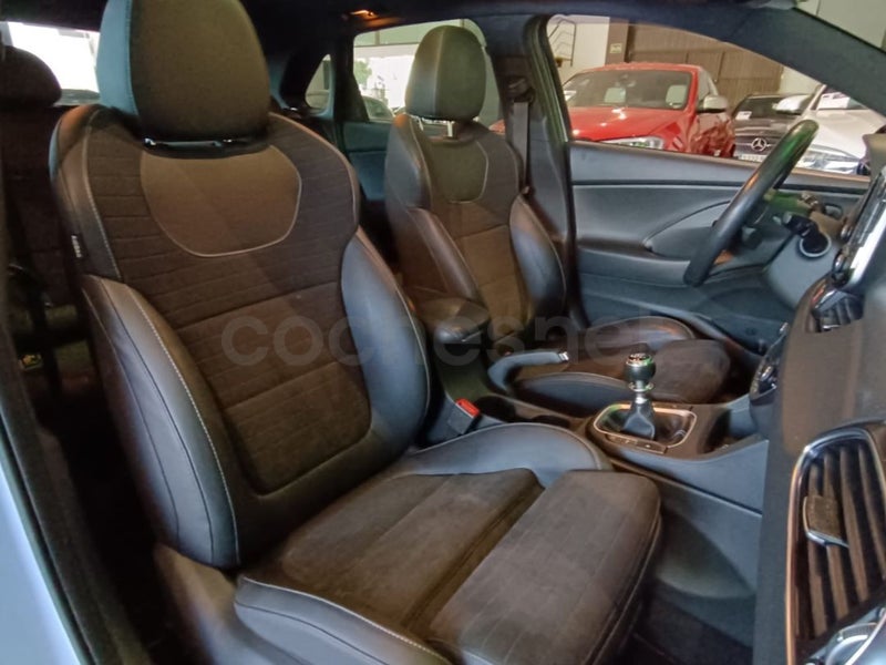 HYUNDAI i30 2.0 TGDI N Performance - Coche de segunda mano en Fuenlabrada - Imagen 7