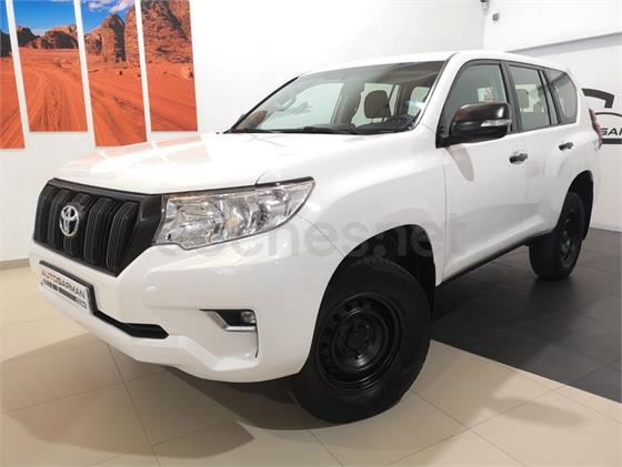 TOYOTA Land Cruiser 2.8 D4D GX 7 Plazas