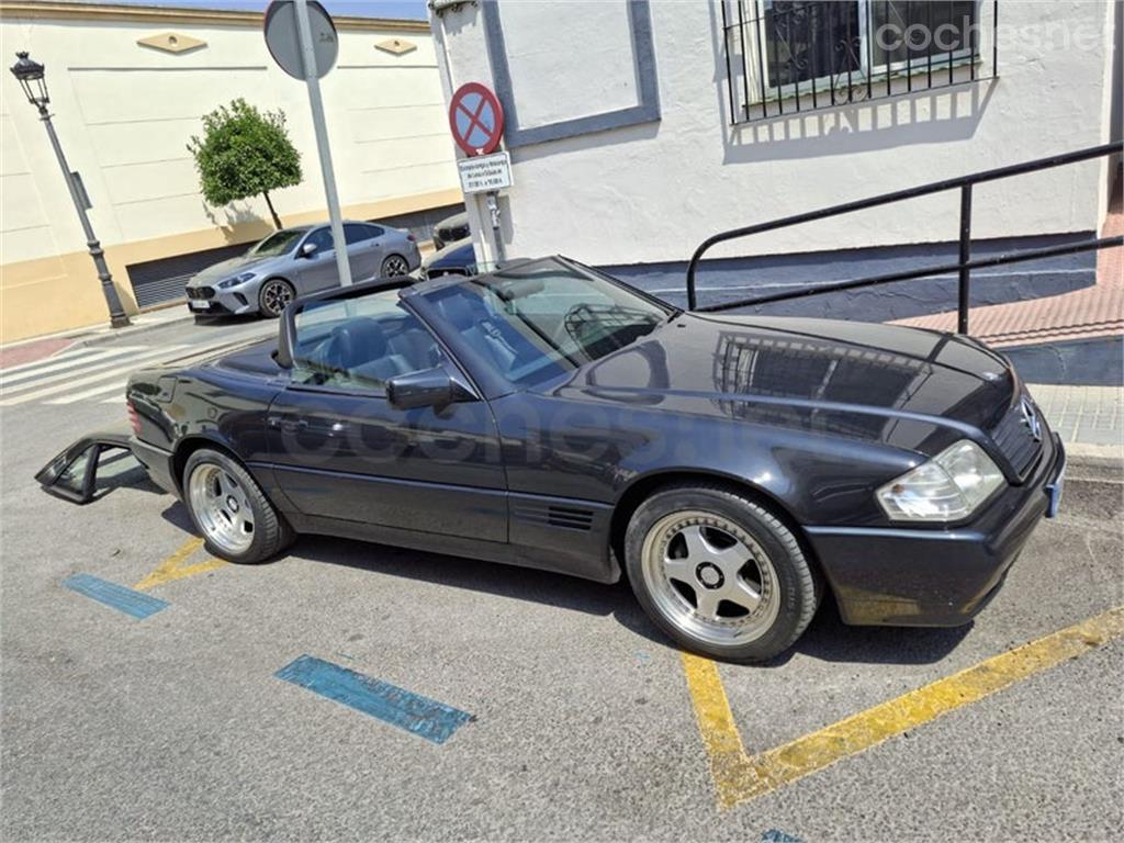 Mercedes-Benz 300