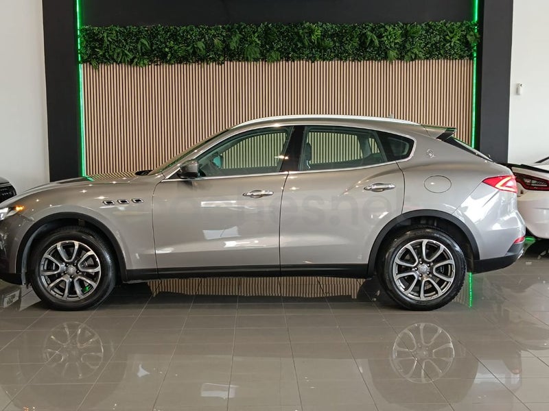 MASERATI Levante S - Coche de segunda mano en Fuenlabrada - Imagen 5