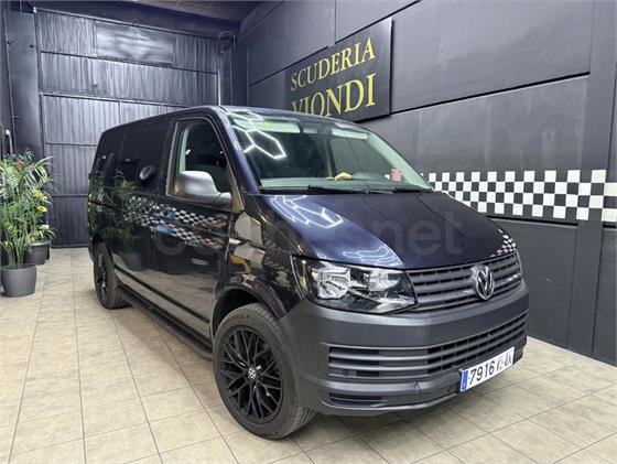 VOLKSWAGEN Caravelle Trendline Corto 2.0 TDI BMT VOLKSWAGEN Caravelle Trendline Corto 2.0 TDI BMT