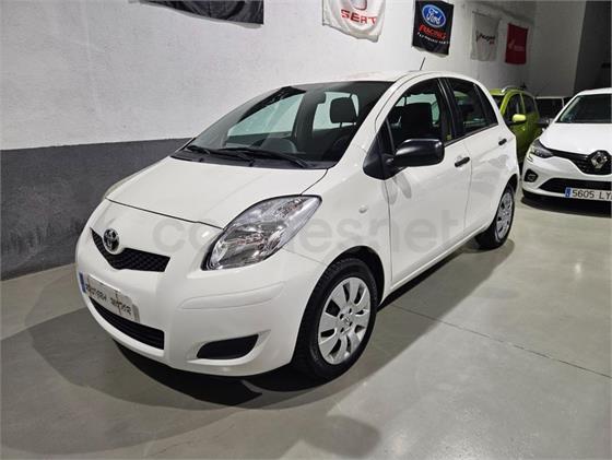 TOYOTA Yaris 1.0 VVTI Live TOYOTA Yaris 1.0 VVTI Live