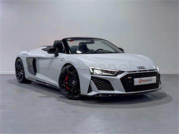 AUDI R8 Spyder V10 FSI perform quatt S tro