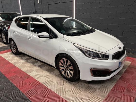 KIA cee'd 1.0 TGDi Drive EcoDynamics