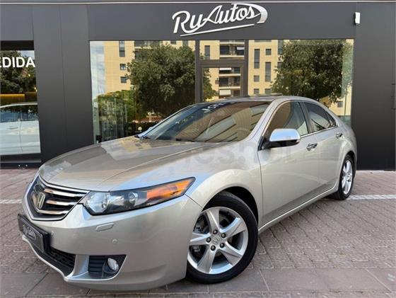 HONDA Accord 2.2 iDTEC Elegance HONDA Accord 2.2 iDTEC Elegance