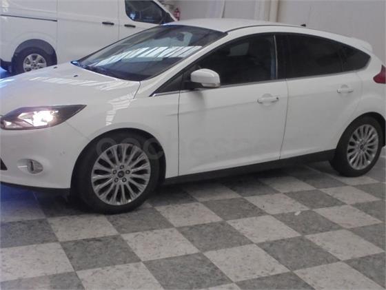 FORD Focus 1.0 Ecoboost ASS 125v Titanium