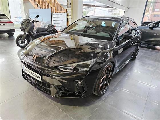 CUPRA León SP 2.0 TSI VZ DSG 4WD