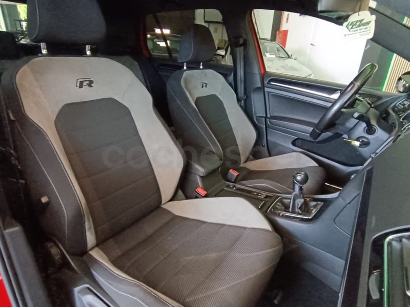 VOLKSWAGEN Golf R 2.0 TSI BMT 4Motion - Coche de segunda mano en Fuenlabrada - Imagen 7